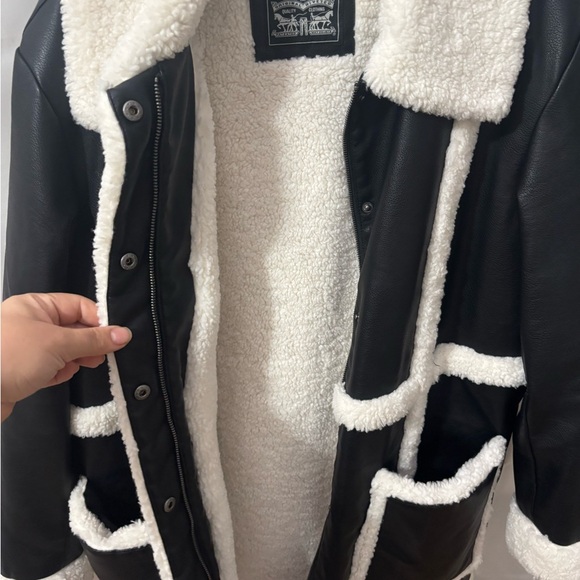 Levi's Black and Cream Faux Leather/Teddy Jacket - Picture 3 of 6